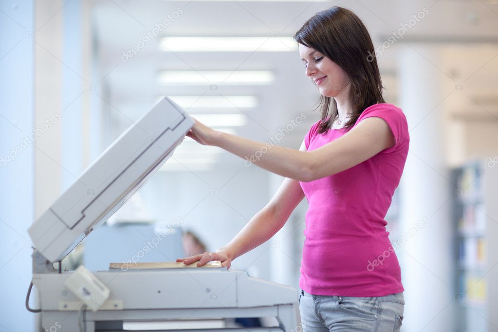 Stampante che realizza copie di documenti